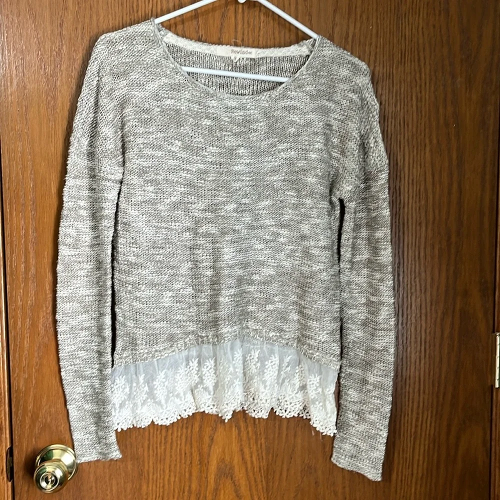 Sweater - Picture 1 of 2